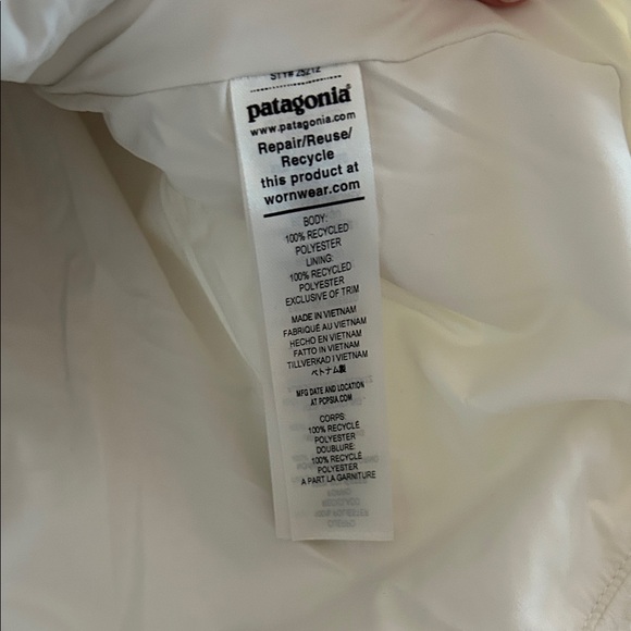 Patagonia White Fleece Jacket - Picture 4 of 6